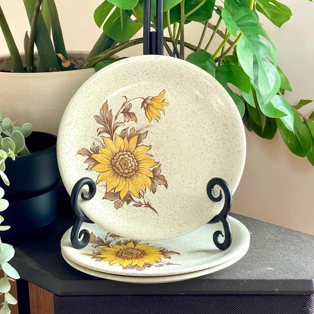 Set of 3 | Vintage (1970s) Wood & Sons “Sundowner” Bread & Butter Plates